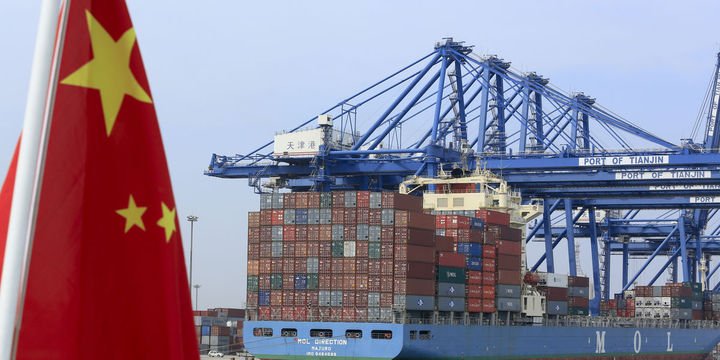 Çin 13 ayın ilk dış ticaret açığını kaydetti