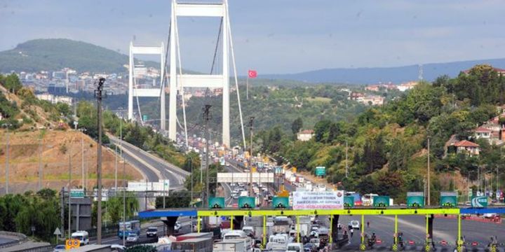 Köprü ve otoyollar saniyede 55 lira kazandırdı