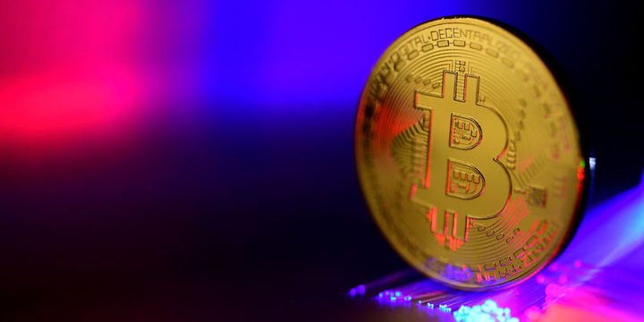 Bitcoin 9,328 dolarda yatay, Ripple % 1 düştü