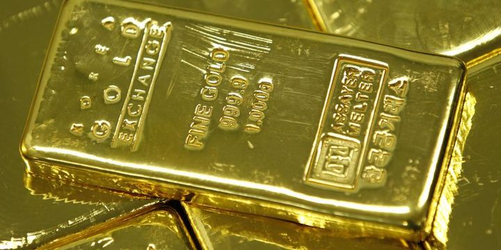 Altın sakinleşen dolar ile yükseldi