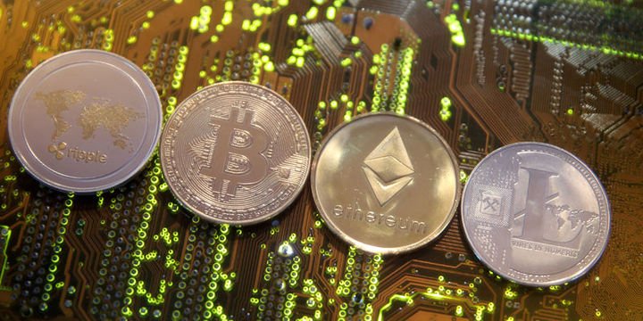 Kripto Paralar: Bitcoin 7,635 dolara geriledi, CME vadelileri yüzde 0.9 ekside