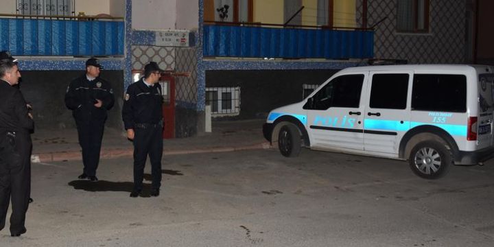 Yüksekova ve Çukurca belediyelerine operasyon