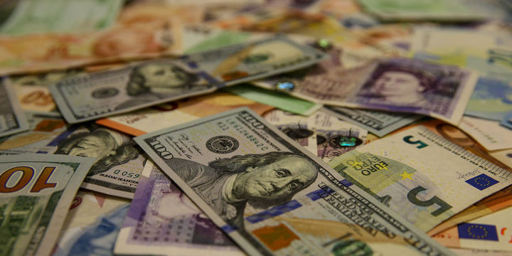 Euro/Dolar istihdam sonrası yeni düşük seviyesine indi