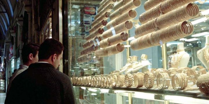 Altının gramı güne düşüşle başladı
